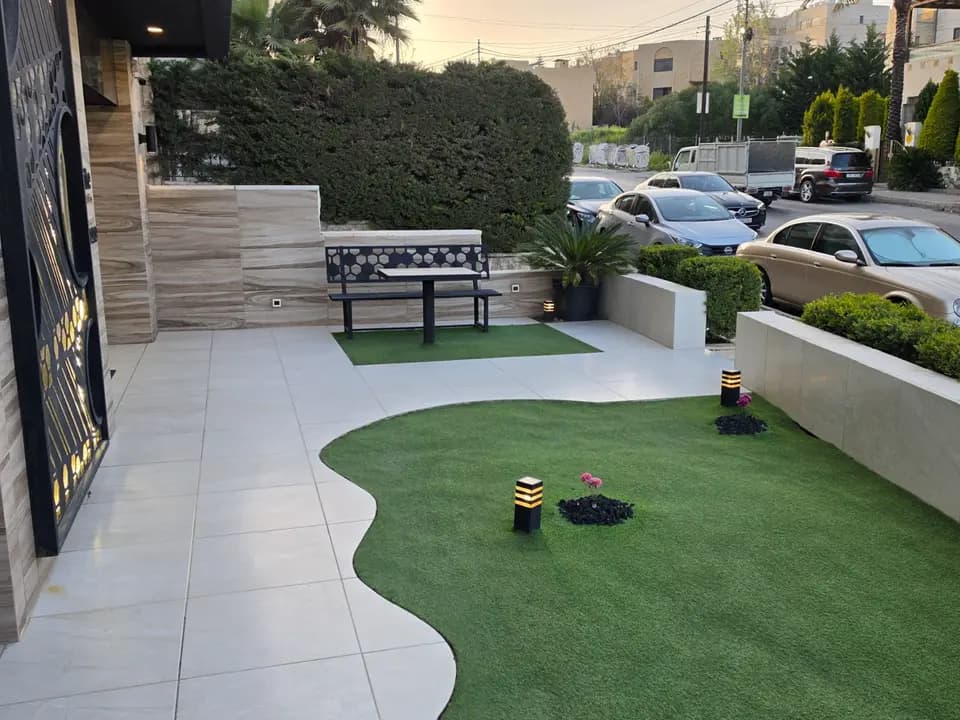 الحديقة الخارجية